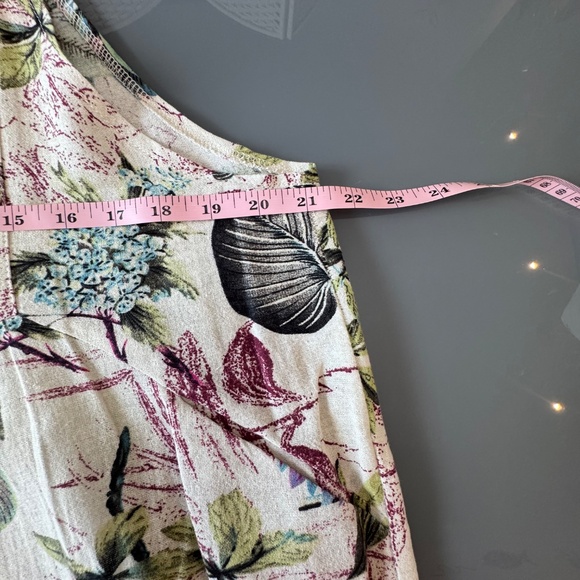 Floral Bibbed Overalls - Picture 7 of 14